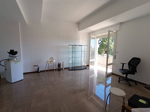 Maison de luxe à vendre à Alba Adriatica, 550 000 €, Photo 7