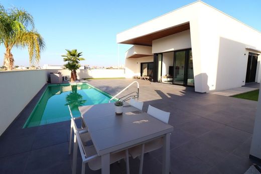 Maison de luxe à vendre à Daya Vieja, 625 000 €, Photo 2
