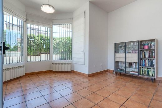 Maison de luxe à vendre à Otura, 434 500 €, Photo 3