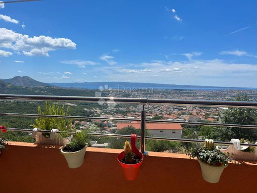 Maison de luxe à vendre à Solin, 680 000 €, Photo 5