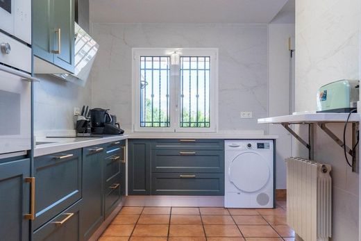 Maison de luxe à vendre à Otura, 434 500 €, Photo 7