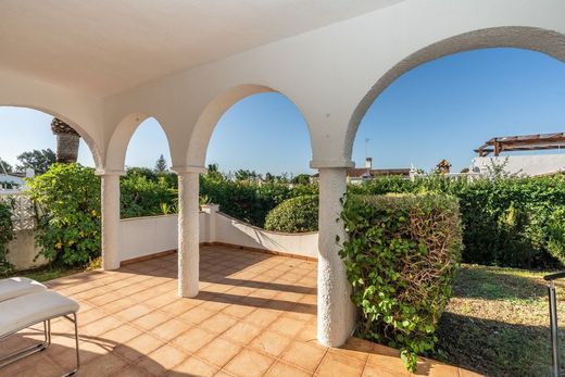 Luxury House for sale in Marbella Del Este, 990 000 €, Photo 2