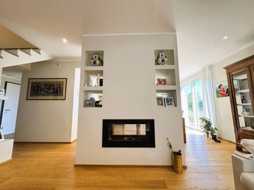 Maison de luxe à vendre à La Morra, 750 000 €, Photo 6