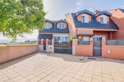 Maison de luxe à vendre à Churriana de La Vega, 475 000 €, Photo 3
