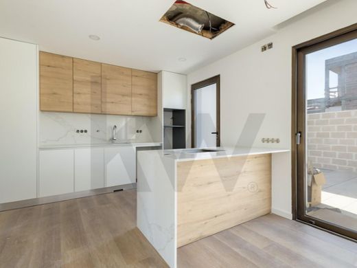 Maison de luxe à vendre à Caldas Da Rainha, 695 000 €, Photo 5