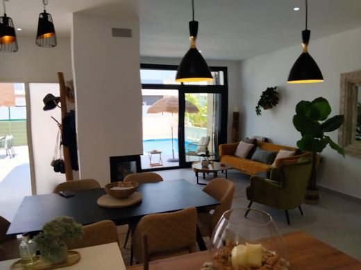 Luxury House for sale in Daya Nueva, 465 000 €, Photo 5