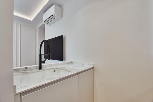 Luxury Apartment for sale in Madrid, 729 000 €, Photo 6