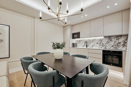 Luxury Apartment for sale in Madrid, 1 169 000 €, Photo 6