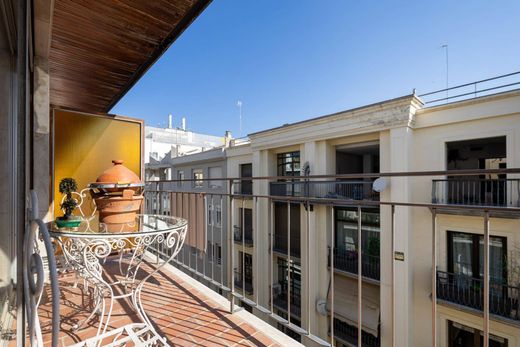 Luxury Apartment for sale in Granada, 825 000 €, Photo 2