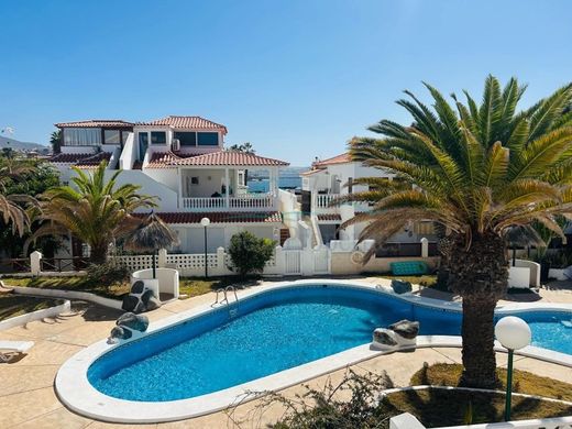 Maison de luxe à vendre à Adeje, 1 400 000 €, Photo 2