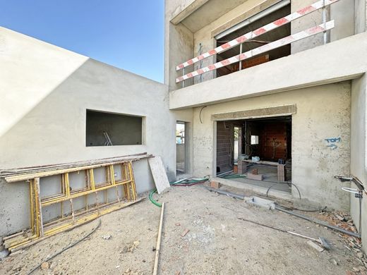 Maison de luxe à vendre à Seixal, 460 000 €, Photo 1