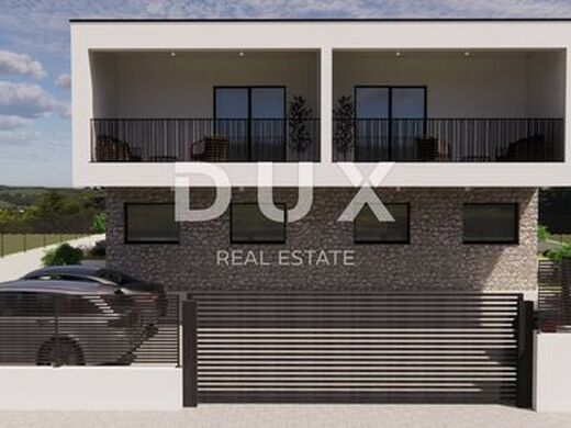 Luxury House for sale in Umag, 530 000 €, Photo 4