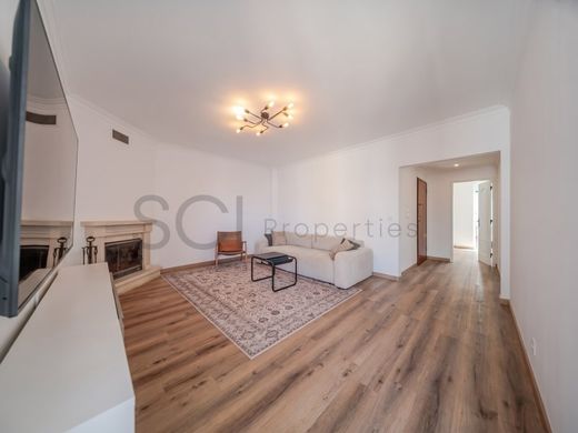 Appartement de luxe à vendre à Charneca de Caparica, 409 000 €, Photo 4