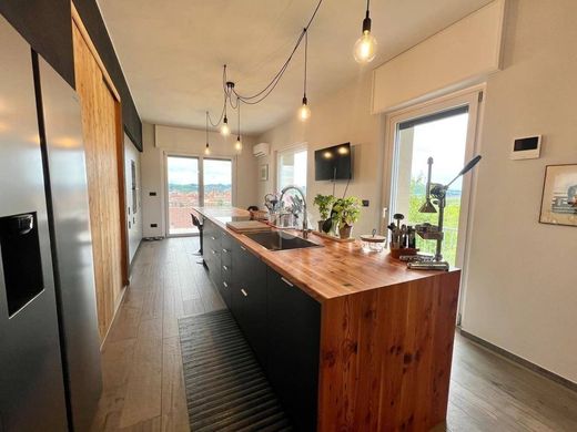 Maison de luxe à vendre à Alba, 870 000 €, Photo 6