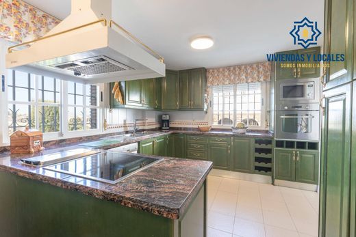 Maison de luxe à vendre à Zubia, 485 000 €, Photo 7