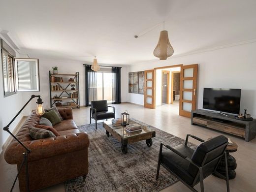 Luxury House for sale in Torrevieja, 650 000 €, Photo 3