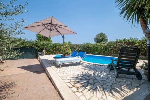 Luxury House for sale in Rome, 475 000 €, Photo 3