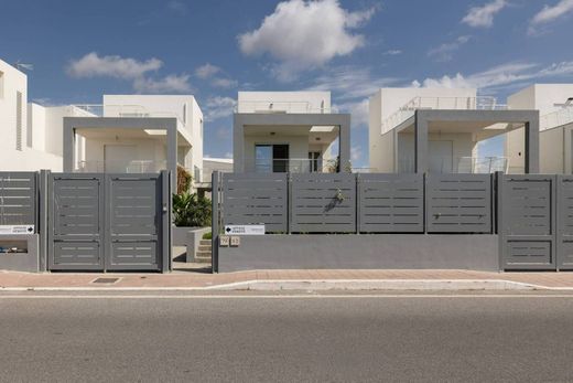 Maison de luxe à vendre à Fiumicino, 850 000 €, Photo 2