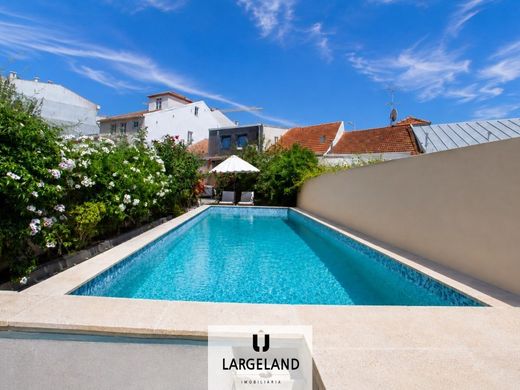 Maison de luxe à vendre à Porto, 575 000 €, Photo 2
