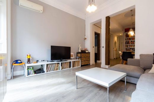 Luxury Apartment for sale in Madrid, 520 000 €, Photo 3