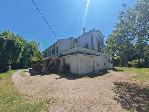 Luxury House for sale in Rimini, 1 950 000 €, Photo 4