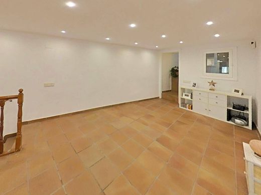 Luxury House for sale in Castellar Del Vallès, 475 000 €, Photo 5