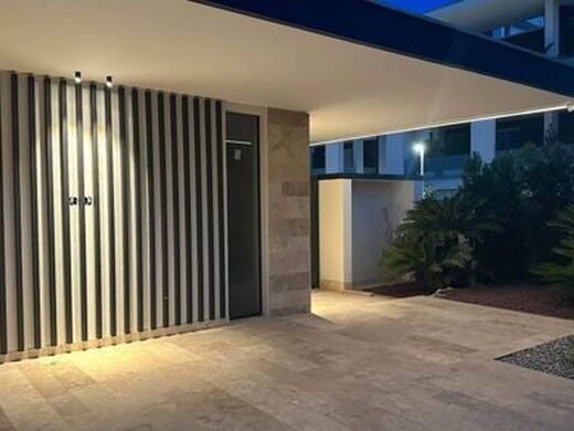 Luxury House for sale in Bari, 950 000 €, Photo 5