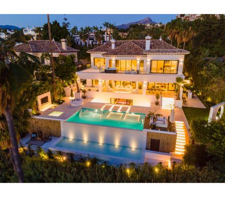 Luxury House for sale in Marbella, 5 500 000 €, Photo 1