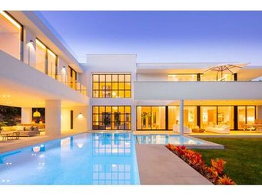 Luxury House for sale in Marbella, 4 850 000 €, Photo 1