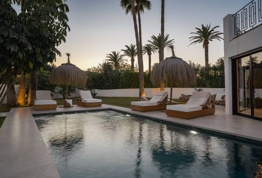 Luxury House for sale in Marbella, 2 295 000 €, Photo 1