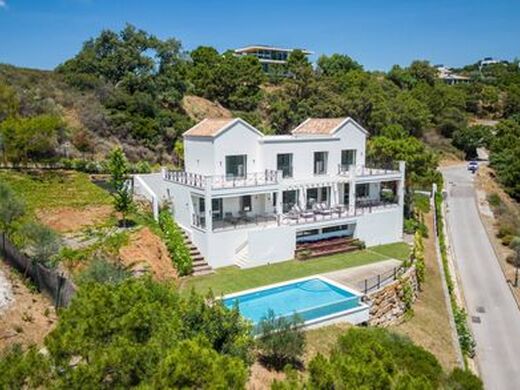 Luxury House for sale in Marbella, 2 450 000 €, Photo 1