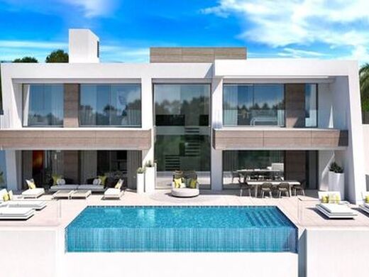 Maison de luxe à vendre à Marbella, 2 250 000 €, Photo 1