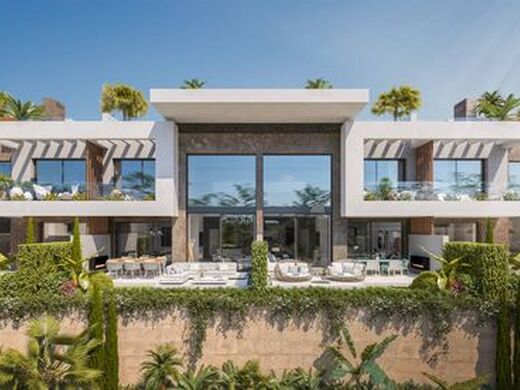 Luxury House for sale in Marbella, 1 675 000 €, Photo 1