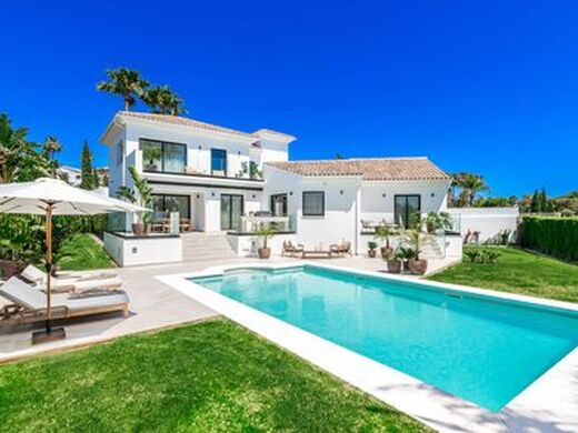 Maison de luxe à vendre à Marbella, 2 749 000 €, Photo 1