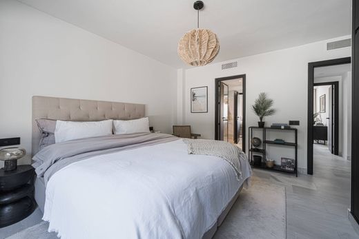 Luxury House for sale in Marbella, 2 295 000 €, Photo 2