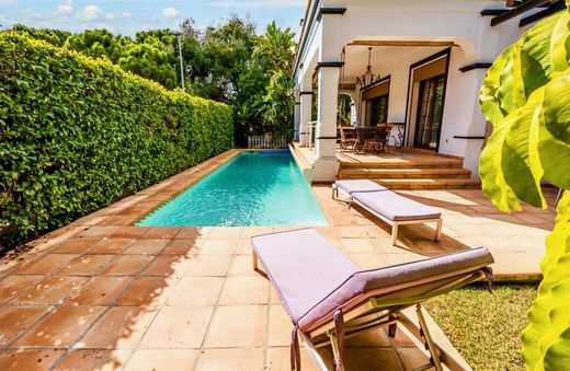 Luxury House for sale in Marbella, 1 940 000 €, Photo 2