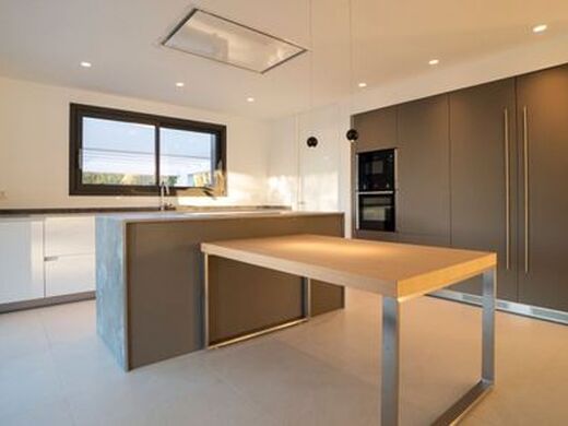 Maison de luxe à vendre à Marbella, 2 200 000 €, Photo 2