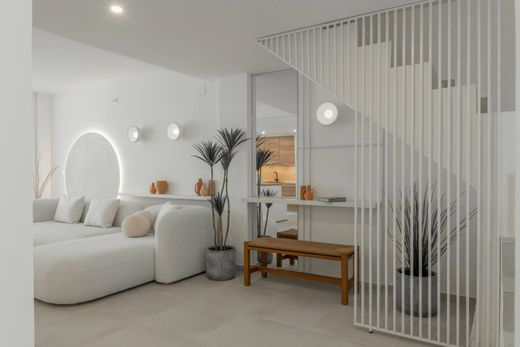 Maison de luxe à vendre à Marbella, 1 350 000 €, Photo 2