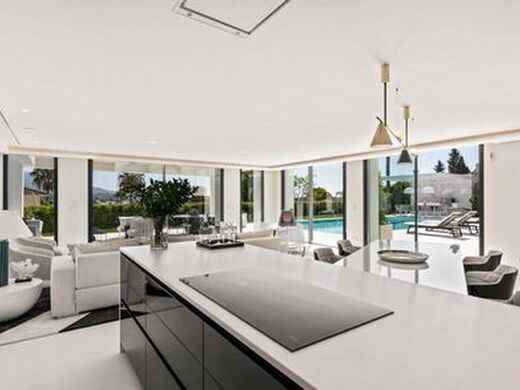 Luxury House for sale in Marbella, 3 825 000 €, Photo 3