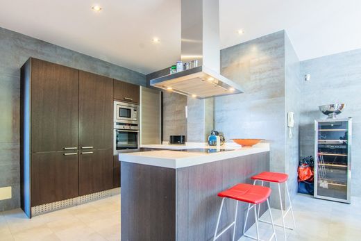 Maison de luxe à vendre à Marbella, 1 860 000 €, Photo 3