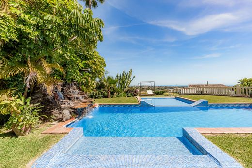 Luxury House for sale in Marbella, 2 150 000 €, Photo 3
