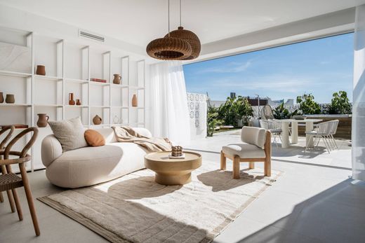 Luxury House for sale in Marbella, 2 150 000 €, Photo 4