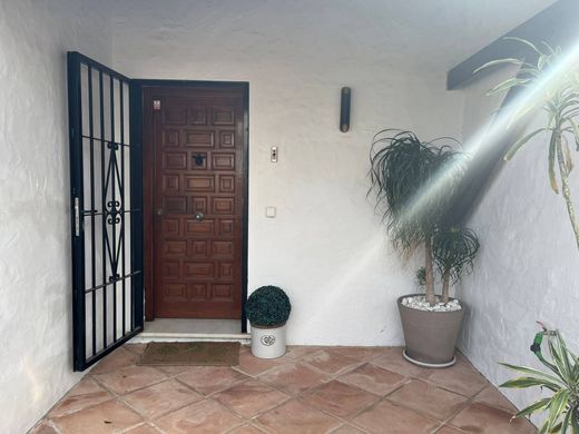 Luxury House for sale in Marbella, 549 000 €, Photo 6