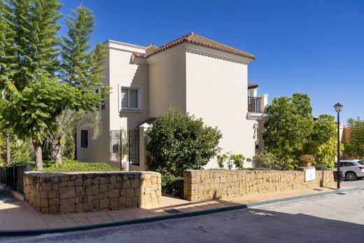 Maison de luxe à vendre à Marbella, 898 000 €, Photo 7