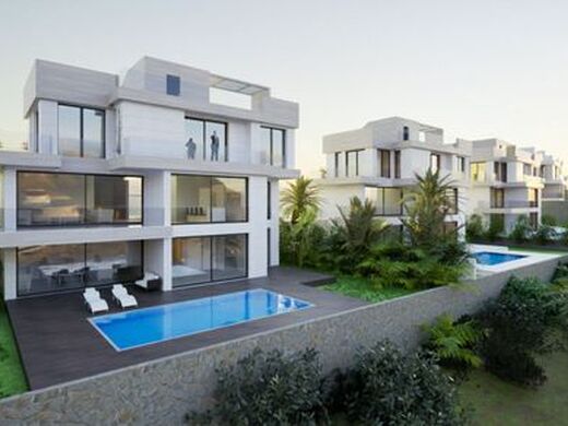 Maison de luxe à vendre à Marbella, 1 250 000 €, Photo 2