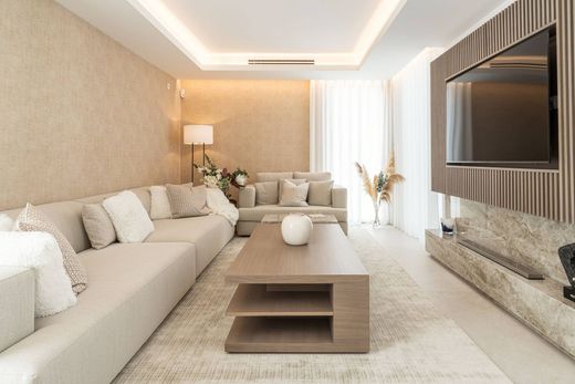 Luxury House for sale in Marbella, 3 450 000 €, Photo 5