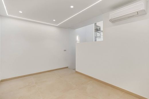 Luxury House for sale in Marbella, 795 000 €, Photo 6