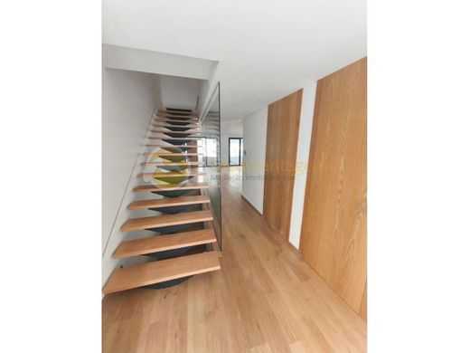 Maison de luxe à vendre à Braga, 499 000 €, Photo 2