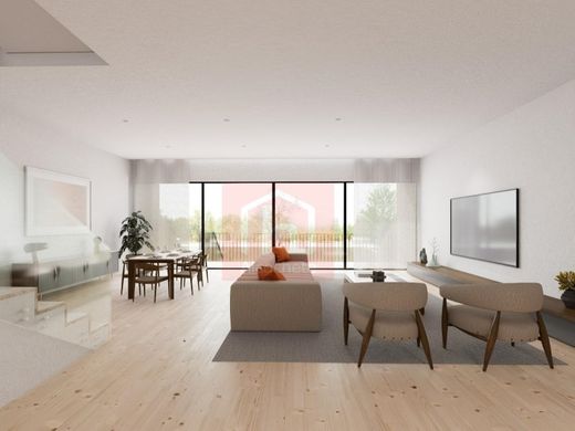 Maison de luxe à vendre à Montijo, 645 000 €, Photo 2