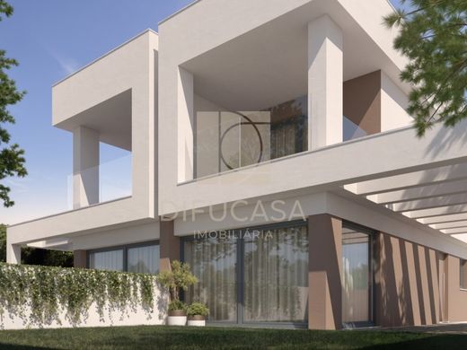 Maison de luxe à vendre à Seixal, 435 000 €, Photo 3